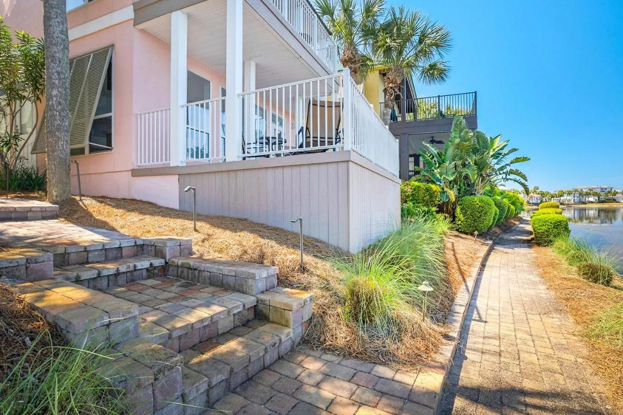 בית נופש Destiny Beach Villas 17 Between The Waters