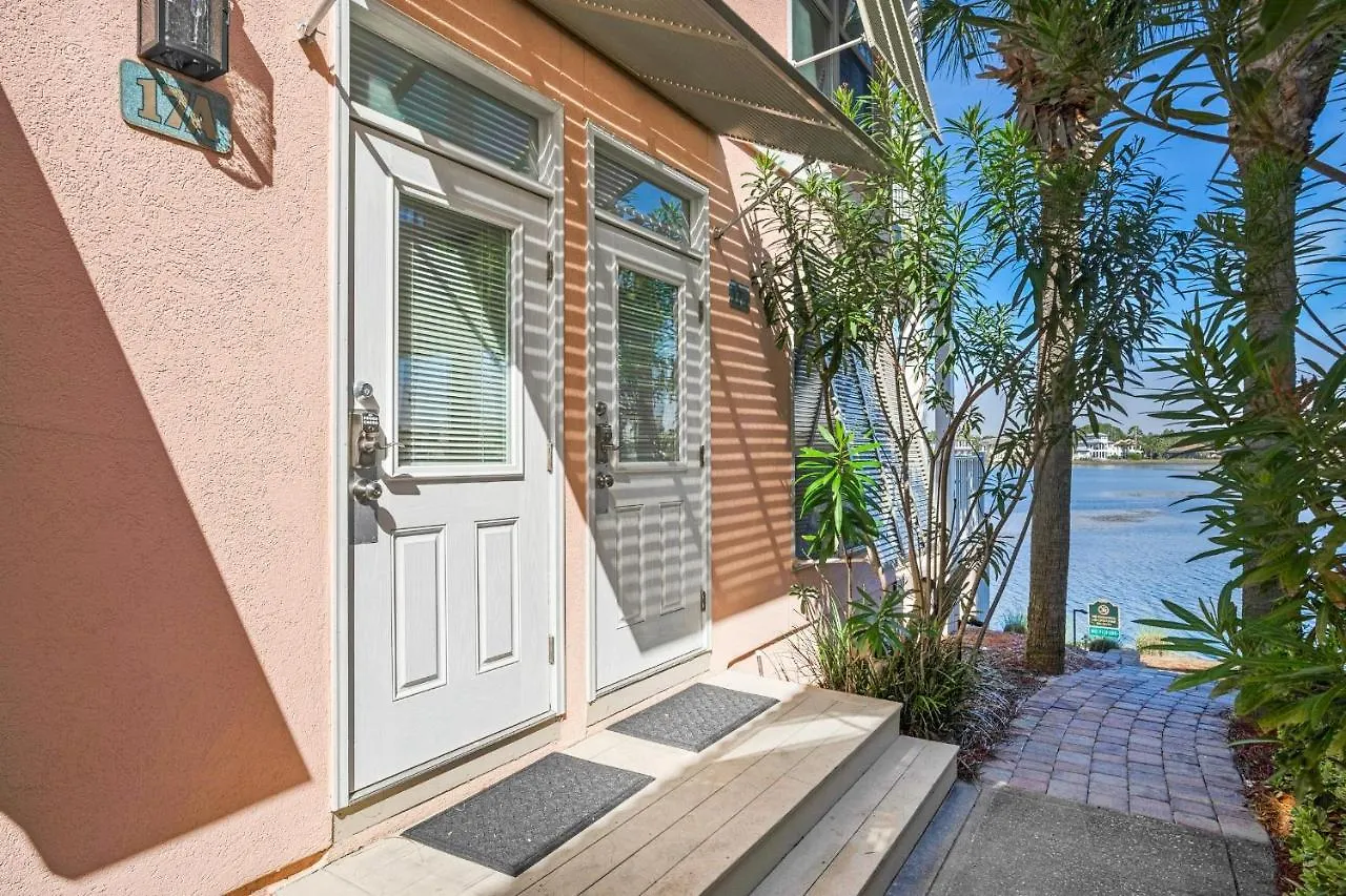 בית נופש Destiny Beach Villas 17 Between The Waters ארצות הברית